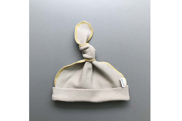 tail hat_oat yellow
